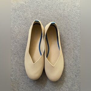 DREAM PAIRS Women’s Flats Slip On Gold Shoes Pointed Toe Size 5.5